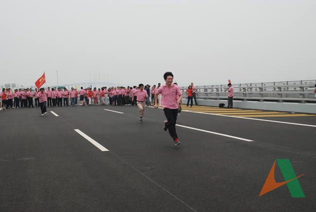 6×100米障礙接力賽現場